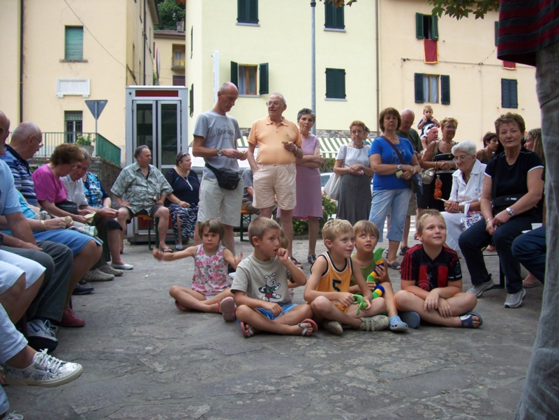  Image name: Estate145.jpg 
 width: 801 pixel 
 height: 602 pixel 
 Size: 412788 bytes 
 Click to enlarge 